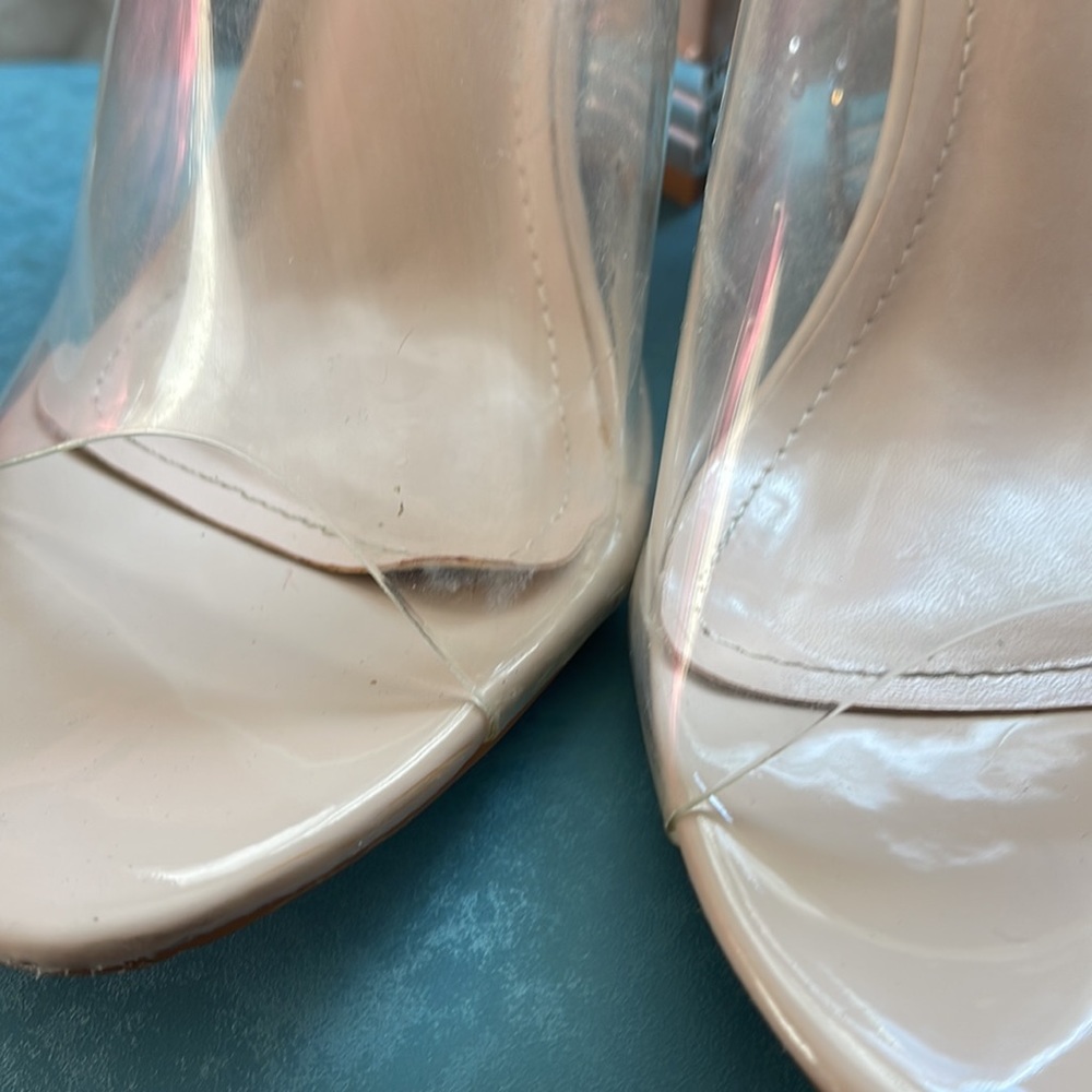 Heels - Picture 2 of 6